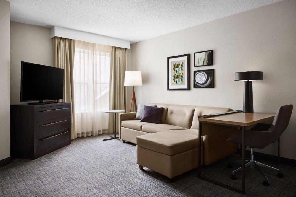 One-Bedroom Queen Suite with Sofa Bed interior